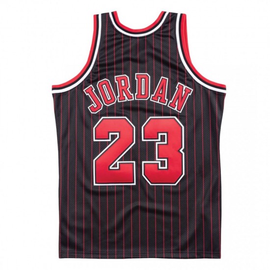 Men's Chicago Bulls Michael Jordan #23 Mitchell&Ness Black 1996/97 Hardwood Classics Swingman Jersey