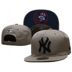 New York Yankees Logo Under Visor Beige Black Logo Snapback Hat