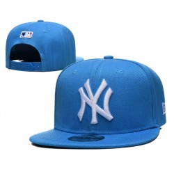 New York Yankees League Essential Blue Snapback Cap